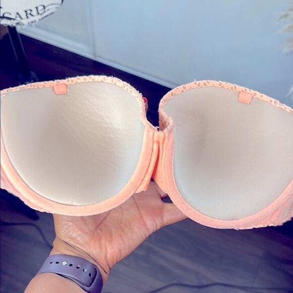 Victoria's Secret Peach Lace Multi-way Bra size 36C - Picture 7 of 11